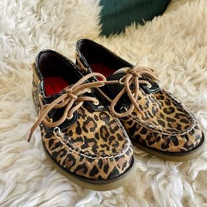 Sperry 🐆 Animal Print boat shoes / loafers size 7